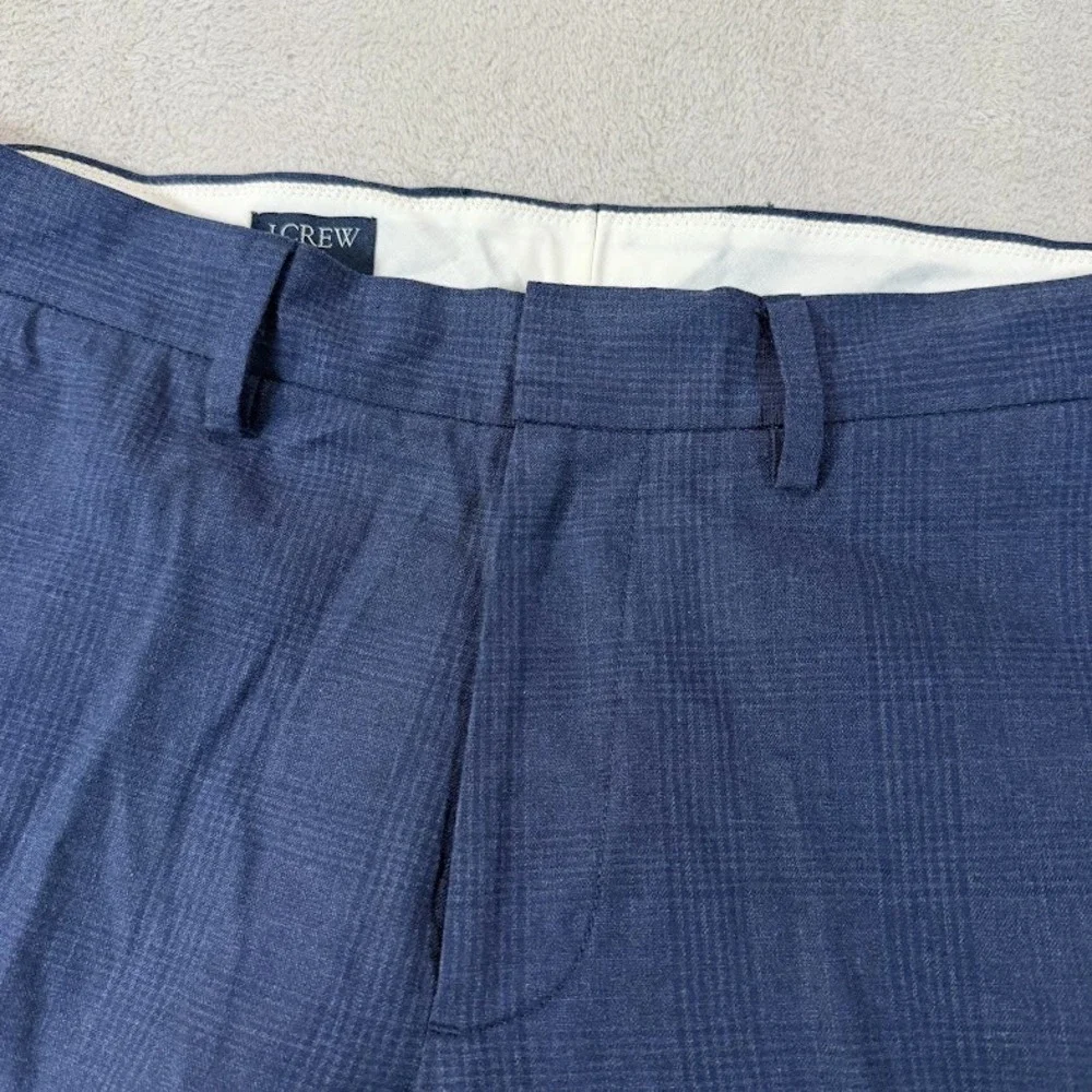 J. Crew excellent pre